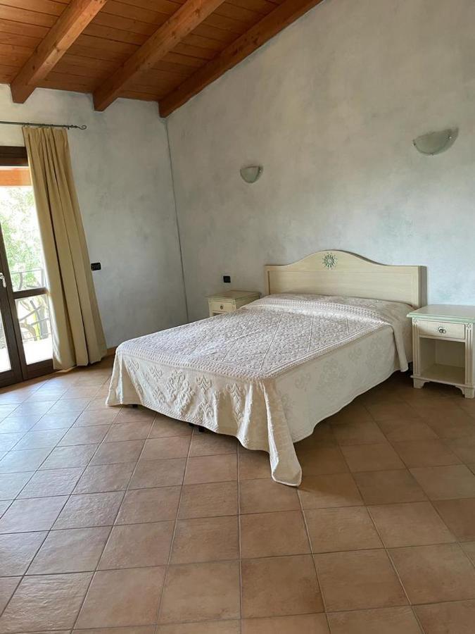Agriturismo San Giovanni Villa ออลเบีย ภายนอก รูปภาพ